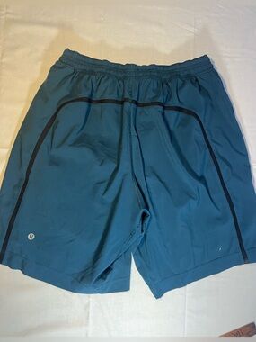 Men's Lululemon Pace Breaker Lined Shorts in Teal – Small